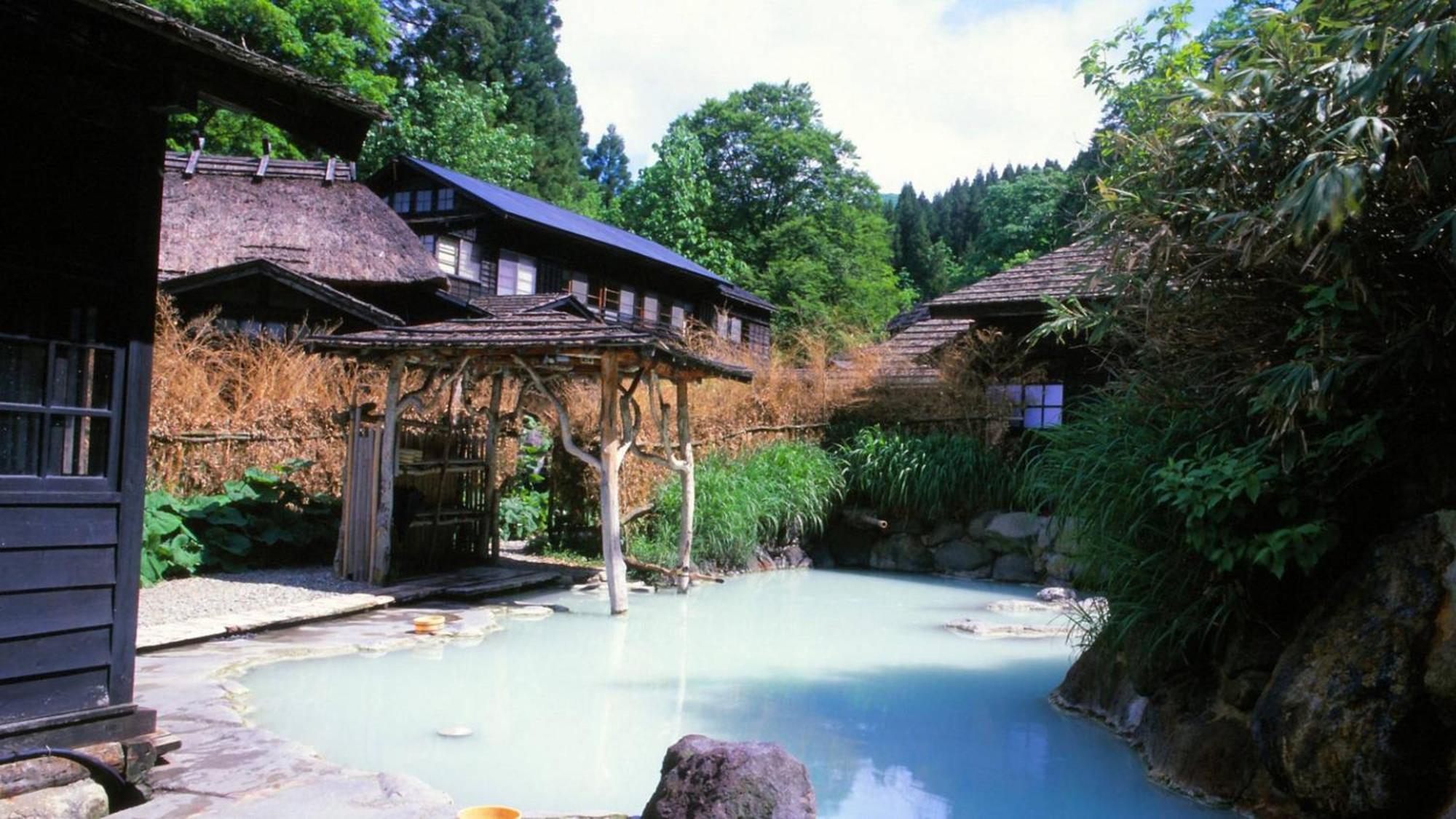 Отель Kashintei Shirahama Semboku Экстерьер фото